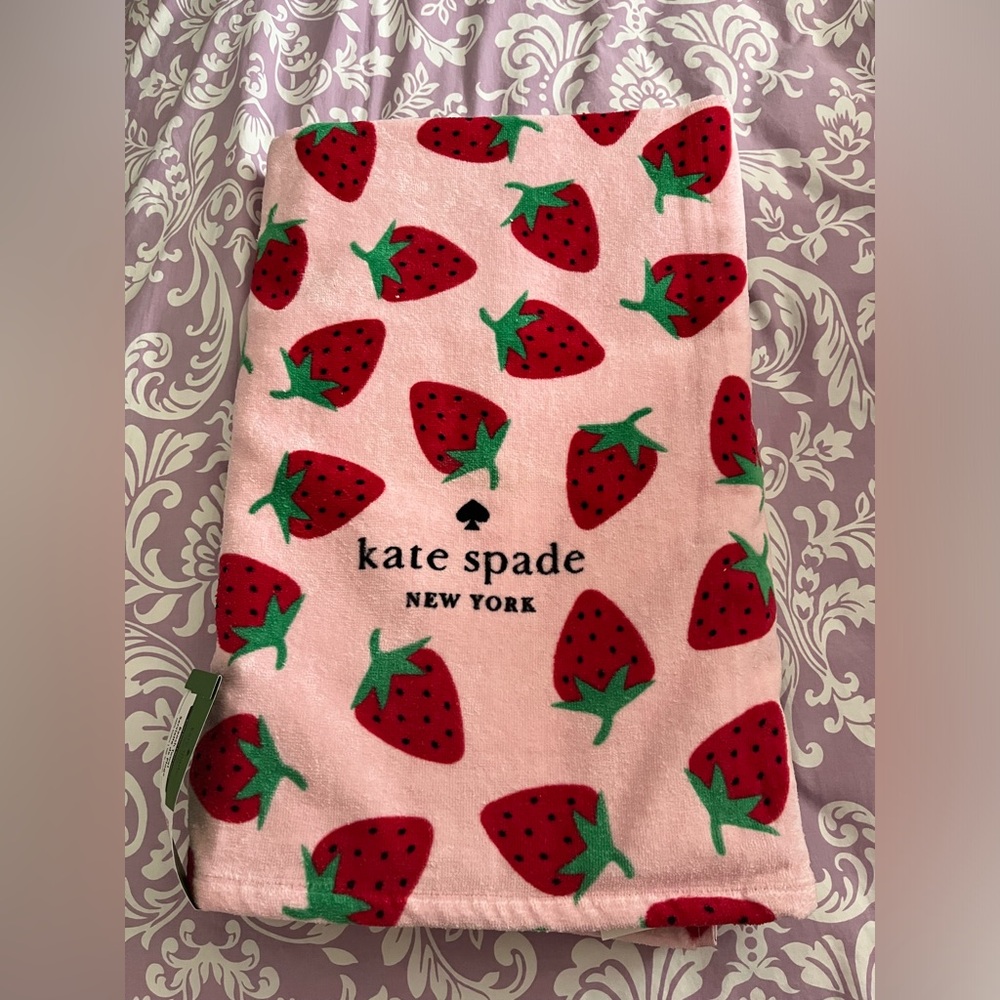 kate spade strawberry beach towel NWT